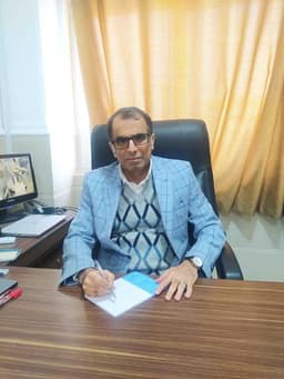 تصویر دکتر عبدالله فتاح متخصص اعصاب و روان (روانپزشکی) در برازجان