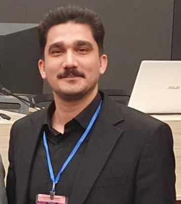 پژمان قادرزاده