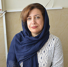 زهرا حسینیان